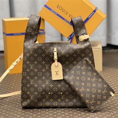 LOUIS VUITTON   2024新款女生時尚休閒包 尺寸：34*34*13.5CM