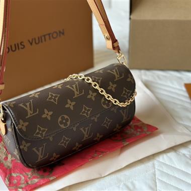 LOUIS VUITTON    2024新款女生時尚休閒包 尺寸：22*12CM