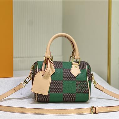 LOUIS VUITTON  2024新款女生時尚休閒包 尺寸：18*12*10CM