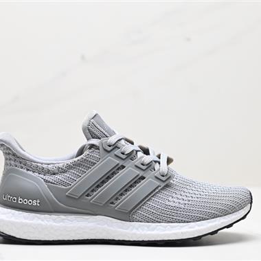 Adidas UItraBOoST 休閒運動跑鞋