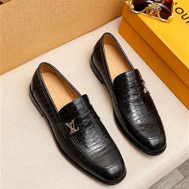 LOUIS VUITTON  2024新款男生休閒時尚鞋子