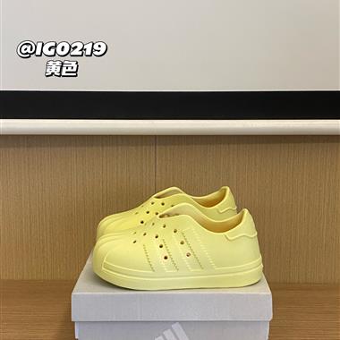 Adidas 兒童貝殼頭洞洞鞋涼鞋