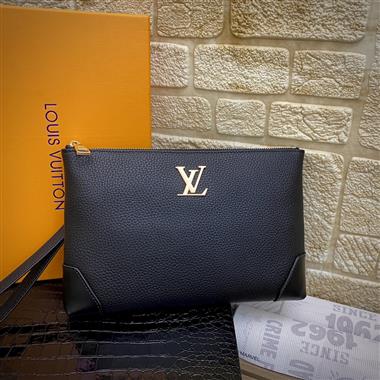 LOUIS VUITTON    2024新款男生時尚休閒包 尺寸：28*18*3CM