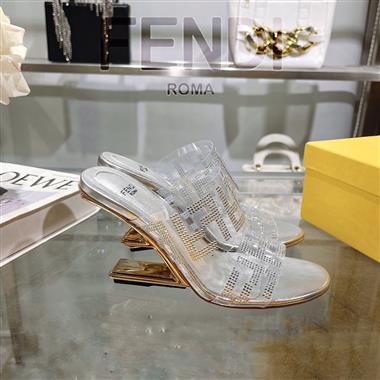 FENDI   2024新款女生休閒時尚鞋子