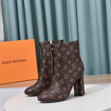 Louis Vuitton   2024新款女生休閒時尚鞋子