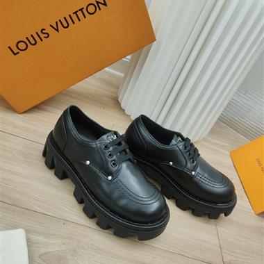 Louis Vuitton   2024新款女生休閒時尚鞋子