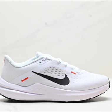 Nike Air Zoom Winflo 10 登月跑鞋