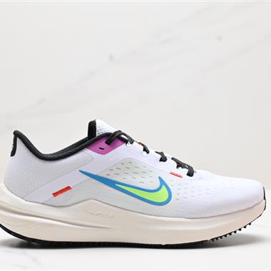 Nike Air Zoom Winflo 10 登月跑鞋