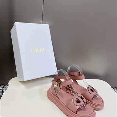 DIOR   2024新款女生休閒時尚鞋子