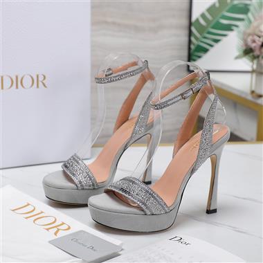 DIOR   2024新款女生休閒時尚鞋子