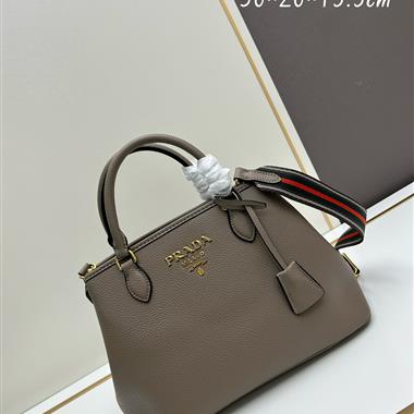 PRADA   2024新款時尚女生休閒包 尺寸：30*20*15.5CM