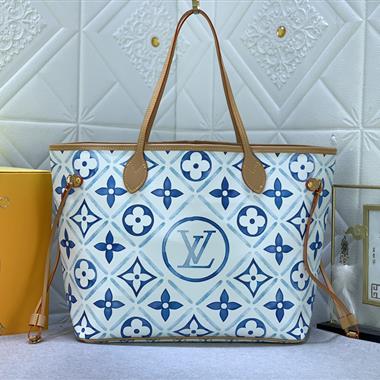 LOUIS VUITTON   2024新款時尚女生休閒包 尺寸：31*28*14CM