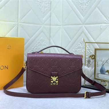 LOUIS VUITTON   2024新款時尚女生休閒包 尺寸：25*19*7CM