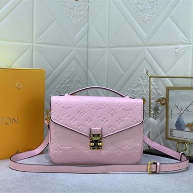 LOUIS VUITTON   2024新款時尚女生休閒包 尺寸：25*19*7CM