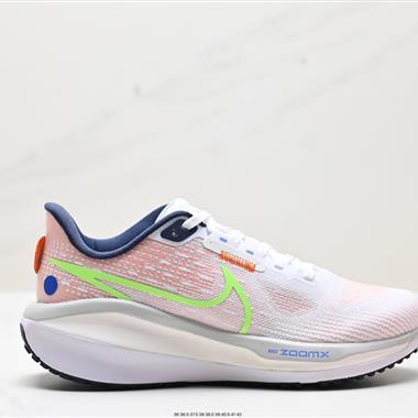 NIKE Air Zoom  Vomero 17