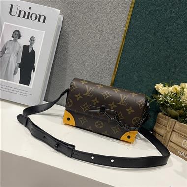 LOUIS VUITTON   2024新款時尚女生休閒包 尺寸：18 *11 *6.5CM