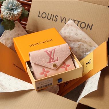 LOUIS VUITTON   2024新款時尚皮夾  尺寸：12*9.5*1.5CM