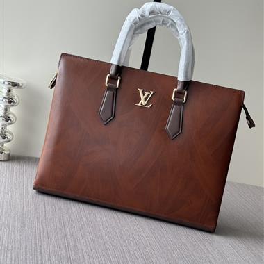 LOUIS VUITTON   2024新款男生時尚包包  尺寸：39-29-7CM