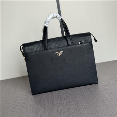 PRADA   2024新款男生時尚包包  尺寸：39-30-12CM