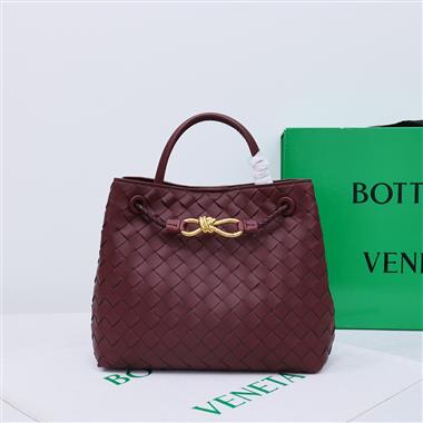 BOTTEGA VENETA   2024新款時尚女生休閒包 尺寸：22*25*10.5CM