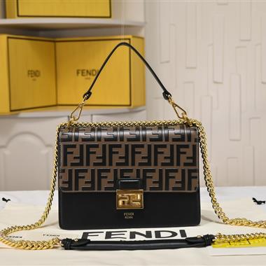 FENDI   2024新款時尚女生休閒包 尺寸：25x17x10CM