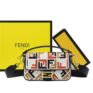 FENDI   2024新款時尚女生休閒包 尺寸：27*6*15CM