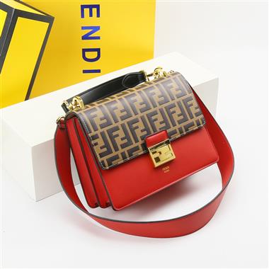 FENDI  2024新款時尚女生休閒包 尺寸：25*20*11CM