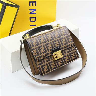 FENDI  2024新款時尚女生休閒包 尺寸：25*20*11CM