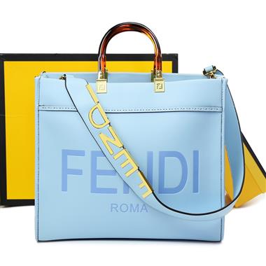 FENDI   2024新款時尚女生休閒包 尺寸：35*17*31CM