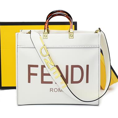 FENDI   2024新款時尚女生休閒包 尺寸：35*17*31CM