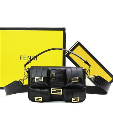 FENDI   2024新款時尚女生休閒包 尺寸：26*10*16CM