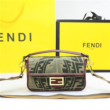 FENDI   2024新款時尚女生休閒包 尺寸：27*6*15CM