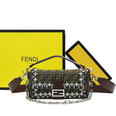 FENDI   2024新款時尚女生休閒包 尺寸：27*6*15CM