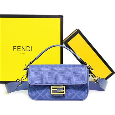 FENDI   2024新款時尚女生休閒包 尺寸：27*6*15CM