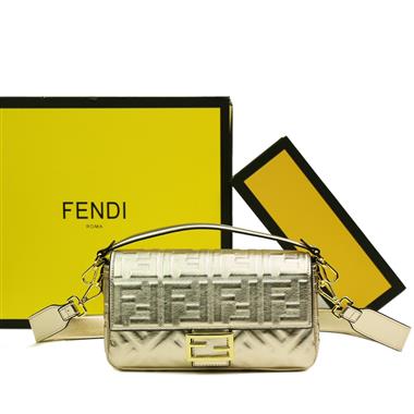 FENDI   2024新款時尚女生休閒包 尺寸：27*7*15CM