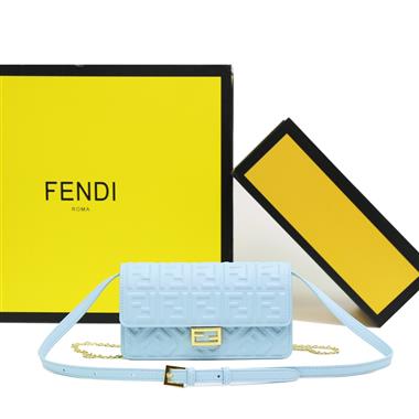 FENDI   2024新款時尚女生休閒包 尺寸：21*5*11.5CM