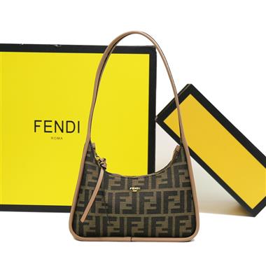 FENDI   2024新款時尚女生休閒包 尺寸：25.5*7*28CM