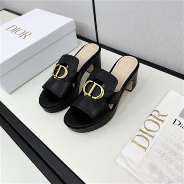 DIOR    2024新款女生休閒時尚鞋子