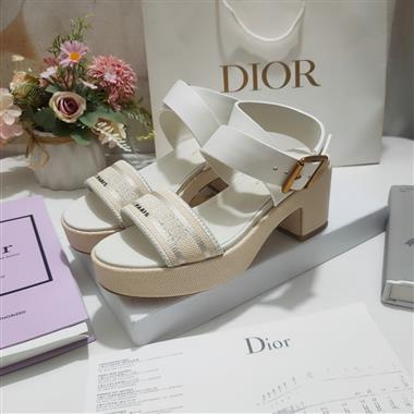 DIOR    2024新款女生休閒時尚鞋子