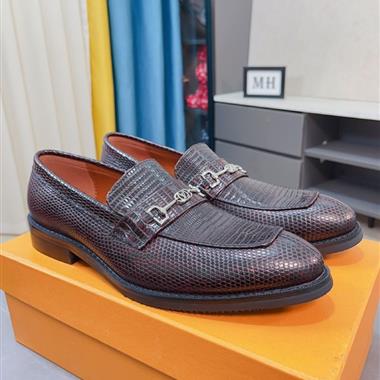 Louis Vuitton   2024新款男生休閒時尚鞋子