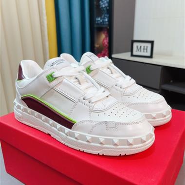 Valentino   2024新款男生休閒時尚鞋子