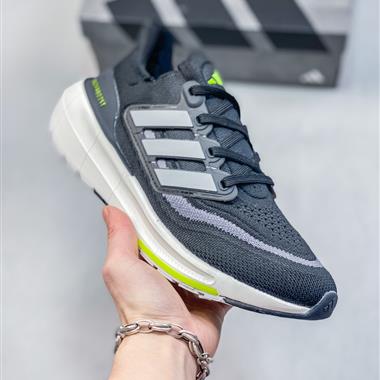 Adidas ULTRABOOST緩震輕便透氣運動跑步鞋