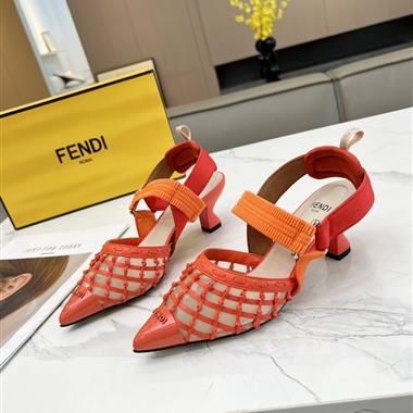 FENDI   2024新款女生休閒時尚鞋子