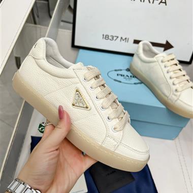 PRADA   2024新款女生休閒時尚鞋子