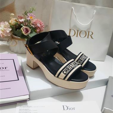 DIOR   2024新款女生休閒時尚鞋子