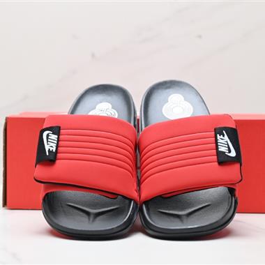 Nike OFFCOURT SLIDE