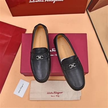 Ferragamo   2024新款男生休閒時尚鞋子