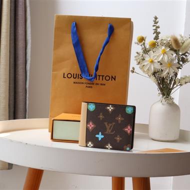 LOUIS VUITTON   2024新款時尚包包 尺寸：11.5 x 9 x 1.5CM