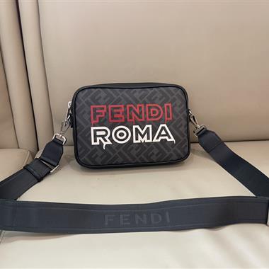 FENDI   2024新款男生時尚包包 尺寸:22*15*5CM