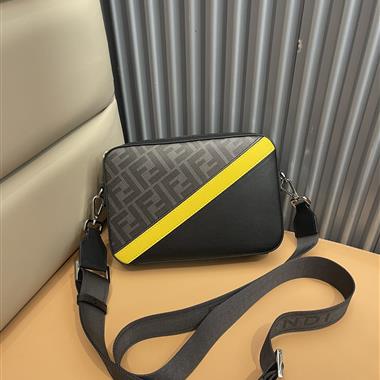 FENDI   2024新款男生時尚包包 尺寸:22*15*5CM